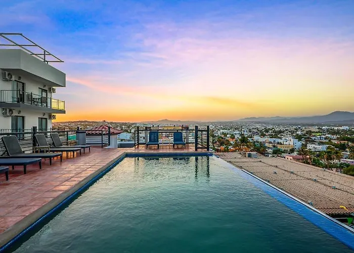 Ferienhaus Dog-friendly With Rooftop Infinity Pool, Gym, Ac & Balcony