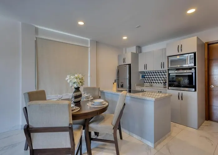 Dog-friendly With Rooftop Infinity Pool, Gym, Ac & Balcony Ferienhaus Cabo San Lucas