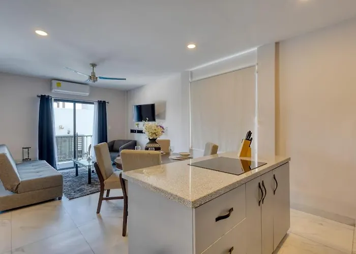 Ferienhaus Dog-friendly With Rooftop Infinity Pool, Gym, Ac & Balcony Cabo San Lucas