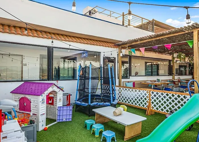 Ferienhaus Dog-friendly With Rooftop Infinity Pool, Gym, Ac & Balcony